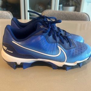 Nike baseball cleats size 6Y